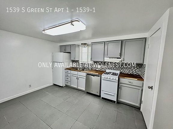 2nd image of 1539 S Green St #1-1-1539