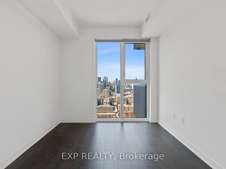 20 Richardson St #2710 — Photo 16
