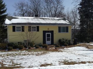 2216 Williamsburg Rd, Charlottesville, VA 22901