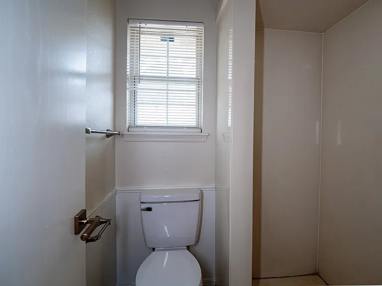 3306 Pheasant Run Rd — Photo 24
