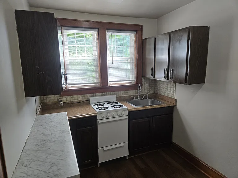 10 Suncrest Ct #3A — Photo 13