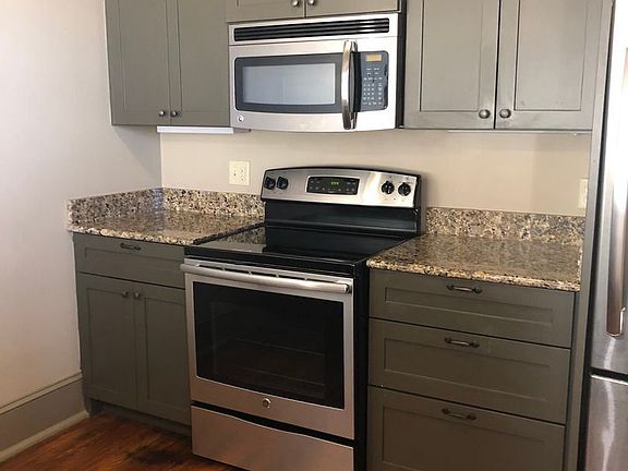 2nd image of 112B W Hill Ave Unit 9