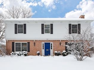 434 W Sheridan Pl, Lake Bluff, IL 60044