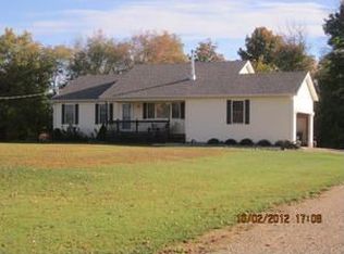 4040 Snoblin Rd, North Branch, MI 48461