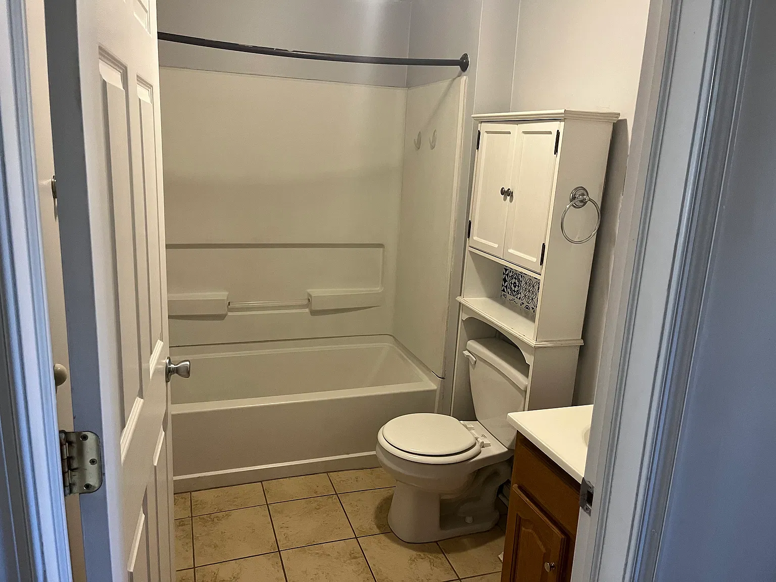 1 bed, 700 sqft, $1,400 — Photo 4
