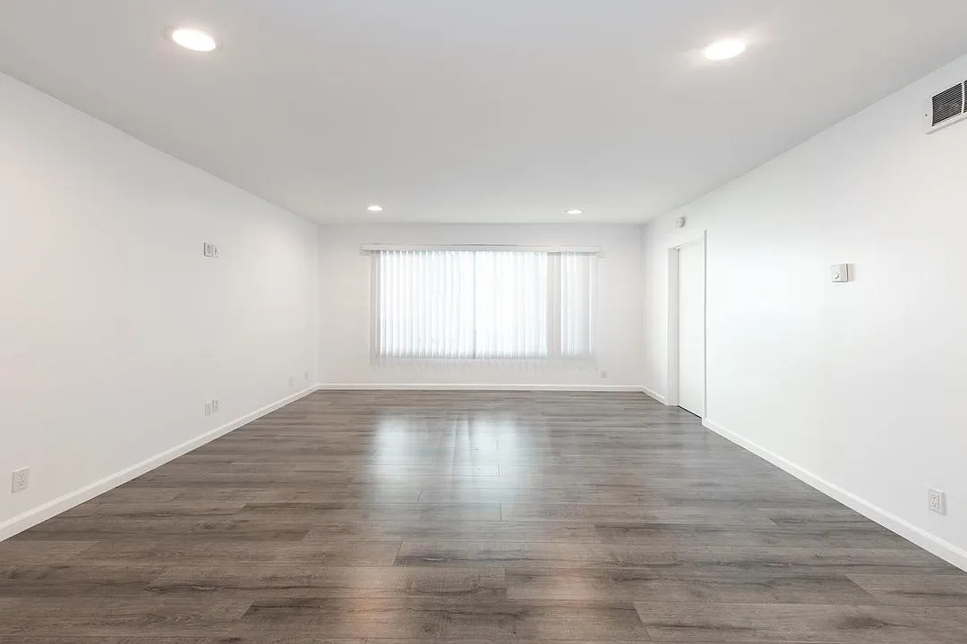 1 bed, 1.0 bath, $2,450 — Photo 3