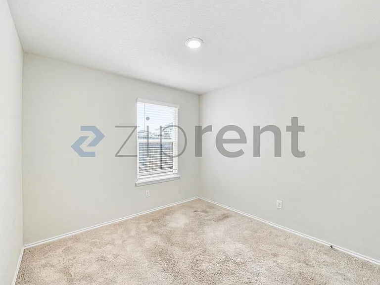 10334 Glimmer — Photo 15