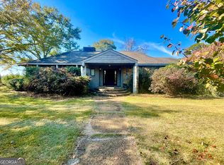 574 Old Chipley Rd, Pine Mountain, GA 31822
