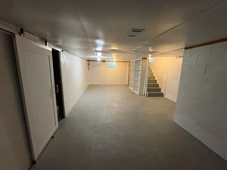 2317 Edgevale Rd — Photo 13