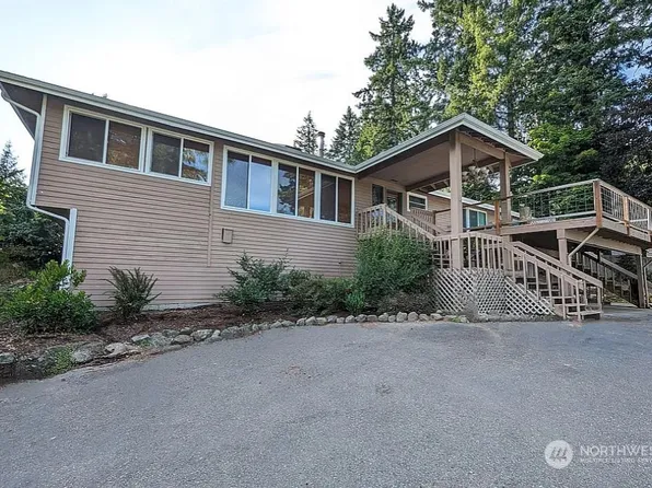 7211 E Grapeview Loop Road, Allyn, WA 98524