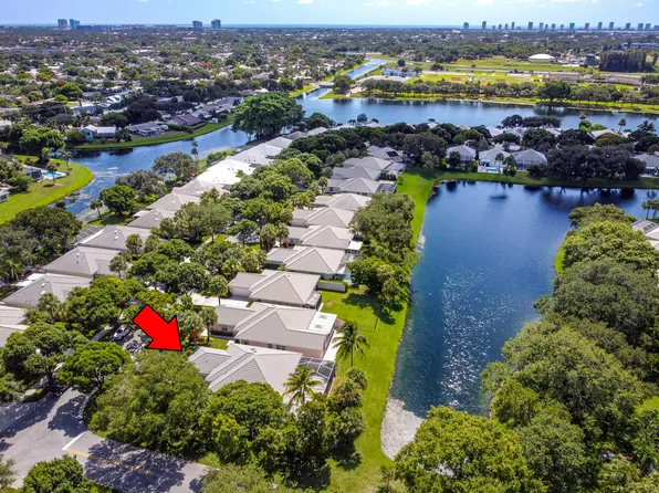 1064 Bedford Avenue, Palm Beach Gardens, FL 33403