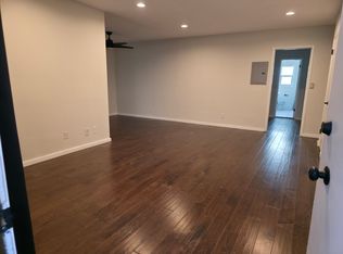 8231 De Longpre Ave APT 2, Los Angeles, CA 90046