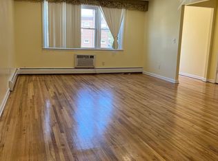 14464 Willets Point Blvd #1F, Whitestone, NY 11357