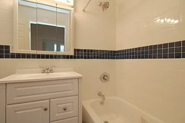 Sold by CCM Property Management LLC | media 24