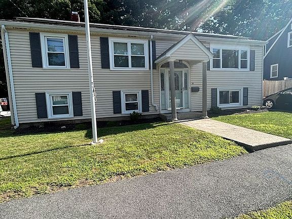 2nd image of 14 Cedarcrest Rd