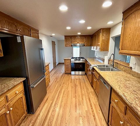 2nd image of 4485 Hummel Dr