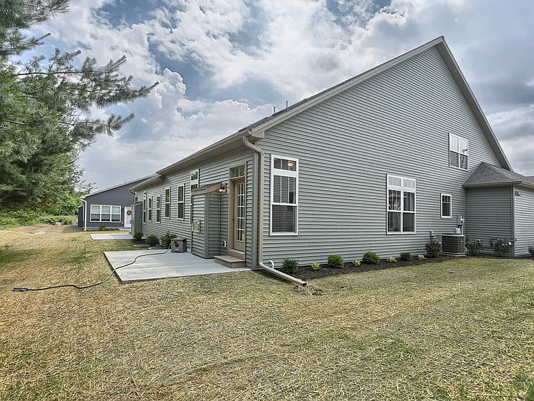 5535 Mendenhall Dr #38 — Photo 59