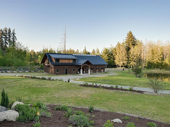 5th image of 4939 Waters Rd