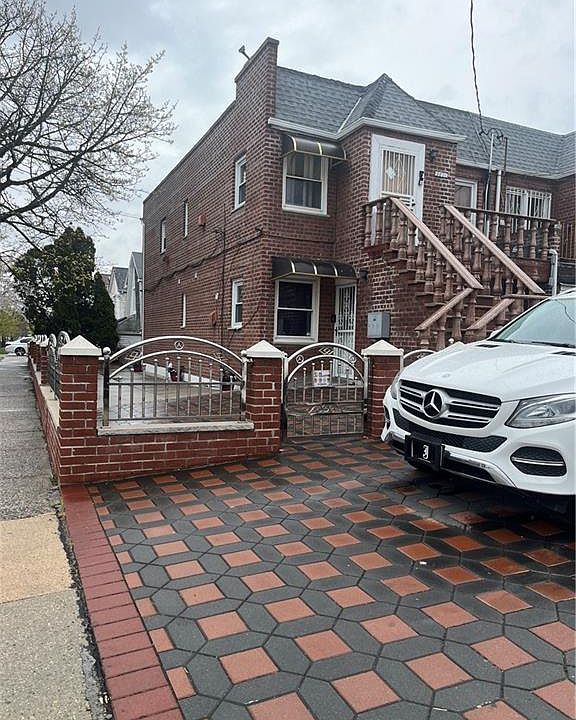 2nd image of 9801 Seaview Ave