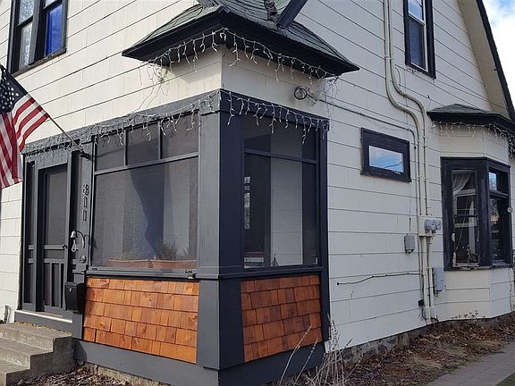 2nd image of 811 E Illinois Ave