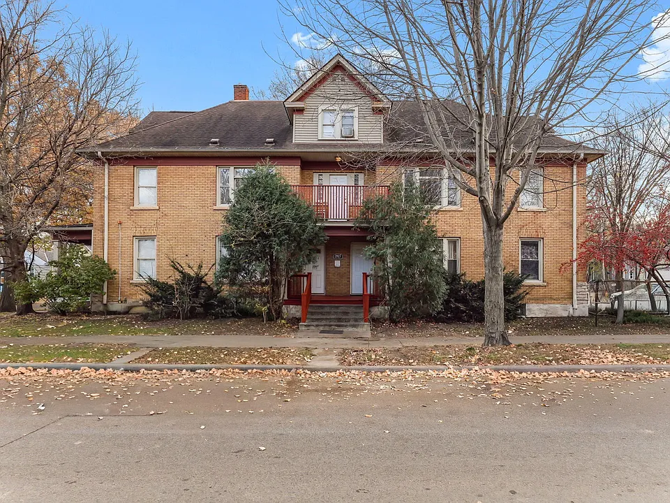 2827 Bryant Ave N #4