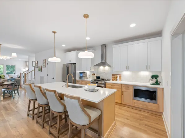 2706A Bronte Ave, Nashville, TN 37216