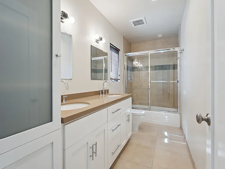 bathroom upstairs