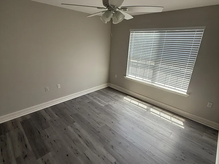 1529 Crescent Hills Dr #1 — Photo 10