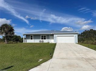 9003 Largo Cir, Labelle, FL 33935