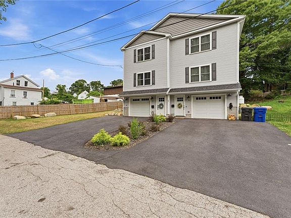 4th image of 55 South St #1
