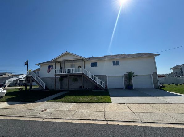 607 E Evans Blvd