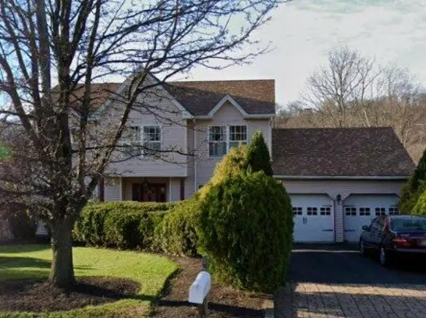 26 Fernwood Rd, Rockaway Twp., NJ 07866