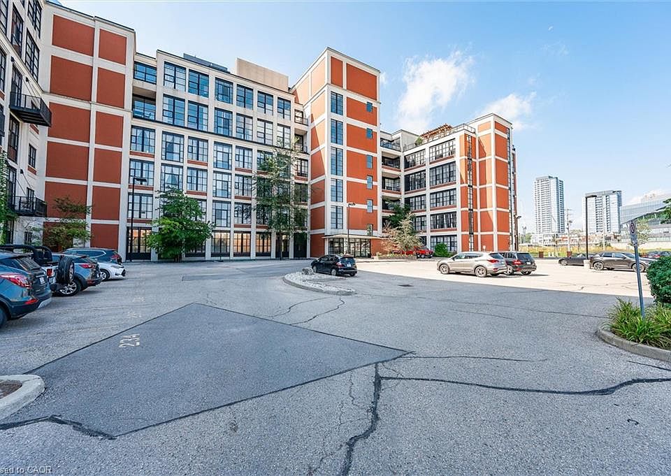 1st image of 410 King St W #112