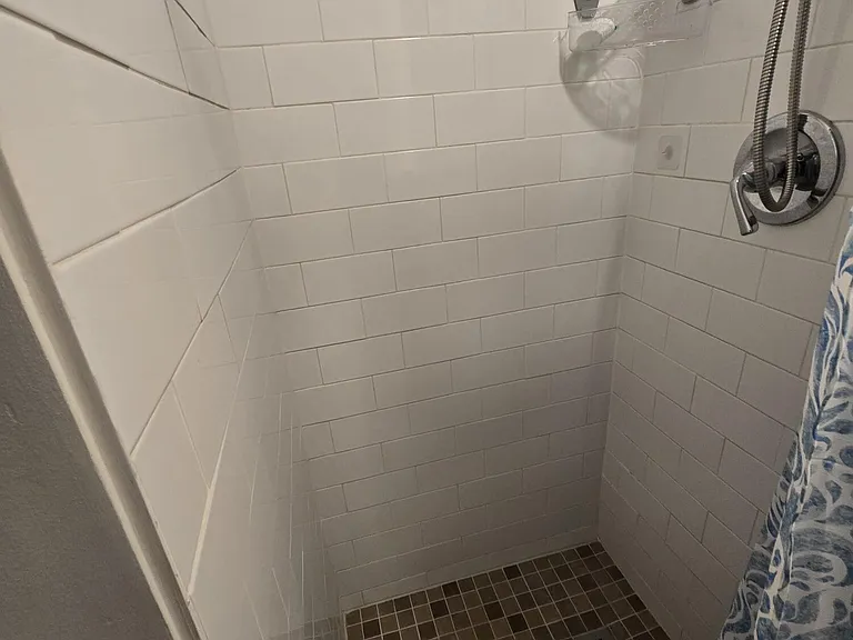 1121 Monroe Ave #1 — Photo 7