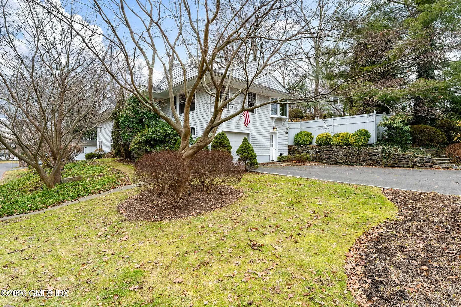 51 Glen Rd photo 1
