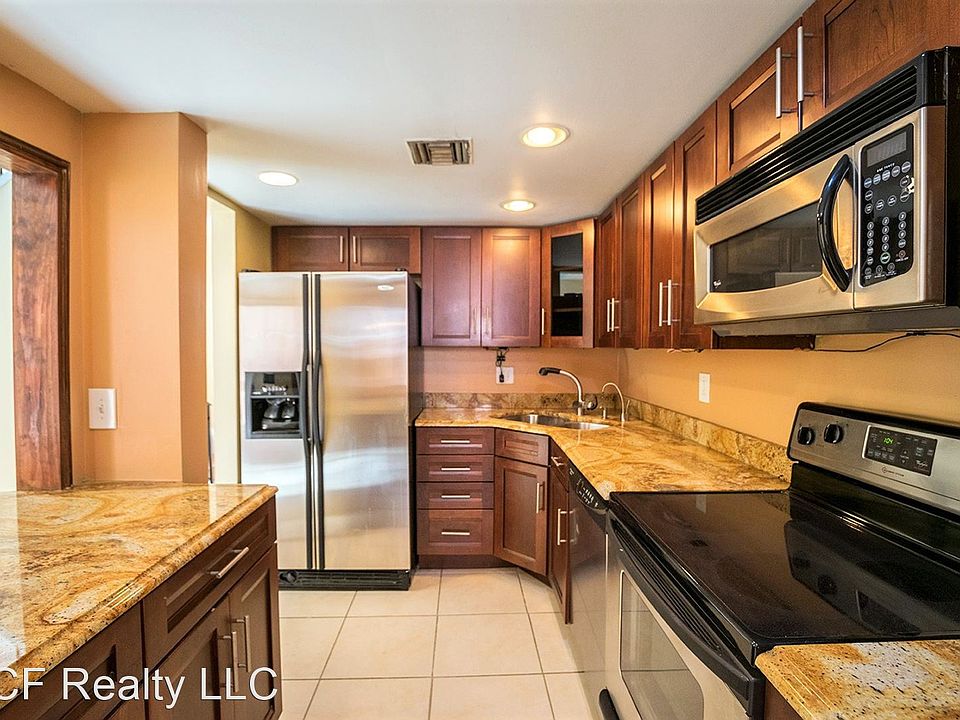 1st image of 107 Lombard St #B