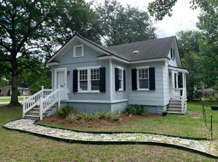 1224 Wappoo Rd, Charleston, SC 29407