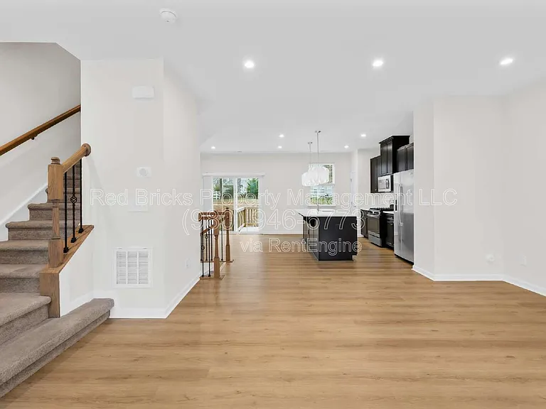 2620 Grantham Place Dr — Photo 10