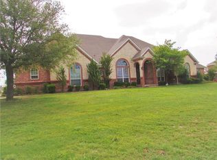 9408 Harbour View Ln, Saginaw, TX 76179