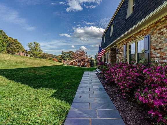 4th image of 4068 Poplar Grove Dr