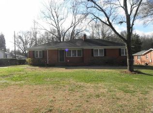 5826 Hickory Grove Rd, Charlotte, NC 28215