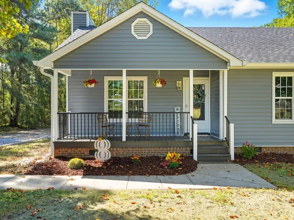 2005 Canterbury Rd, Clayton, NC 27520