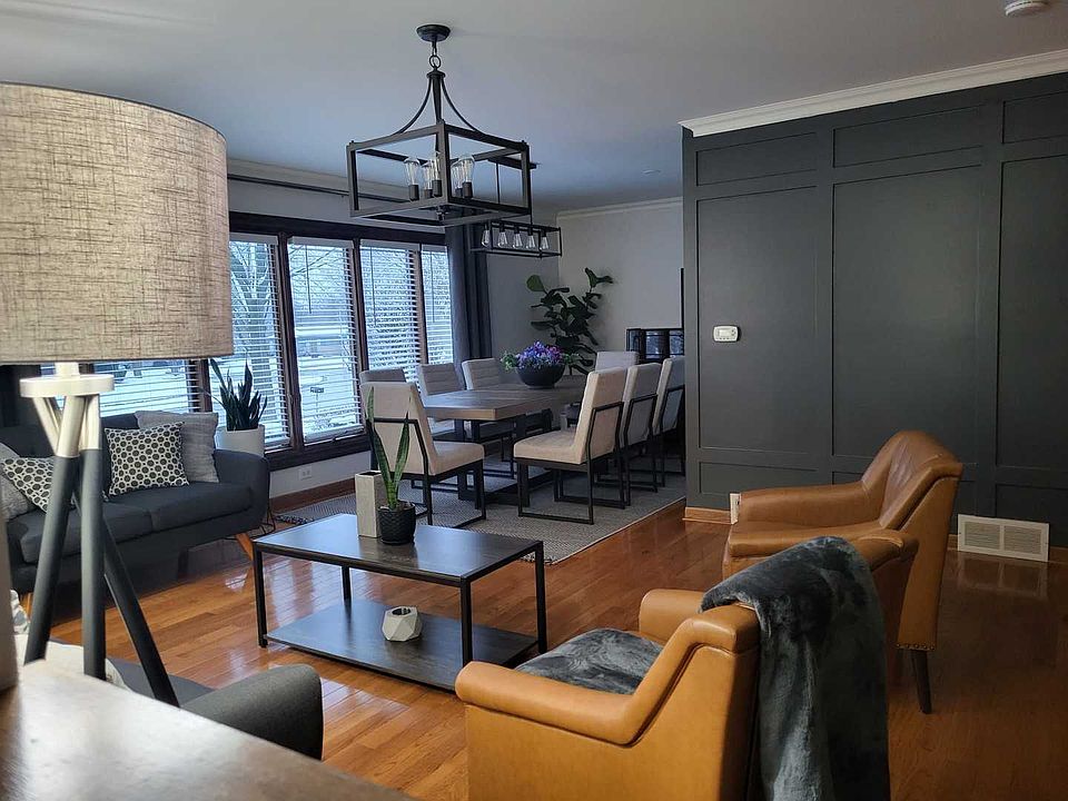 2nd image of 609 Trent Ln