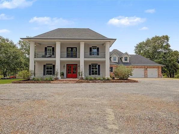 2790 Derby Ln, Madisonville, TX 77864