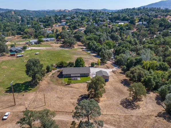 827 Purdy Rd, Angels Camp, CA 95222