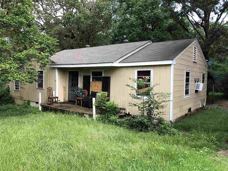 2nd image of 1058 Dorgan St