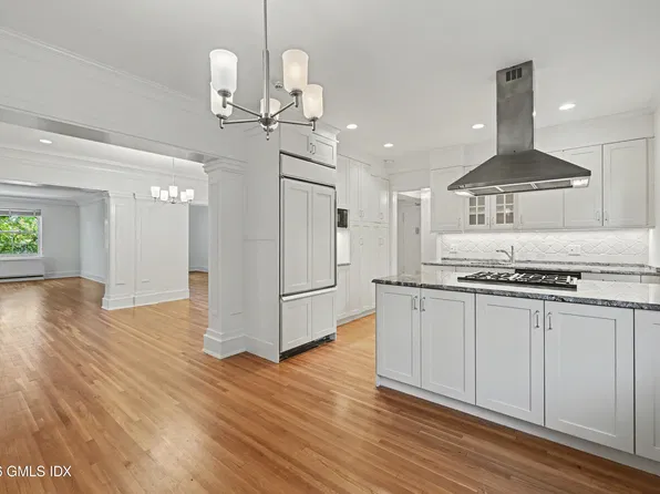 20 Church St APT B31, Greenwich, CT 06830