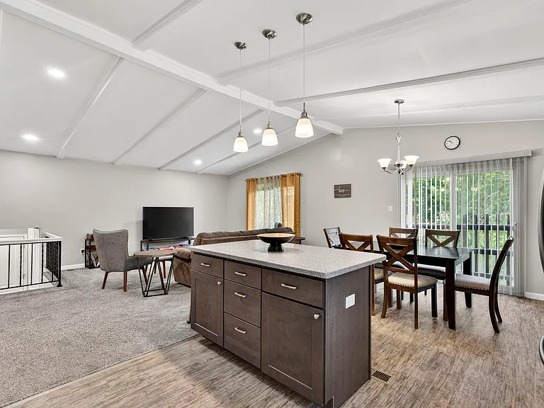 2335 Hempline Ct — Photo 16