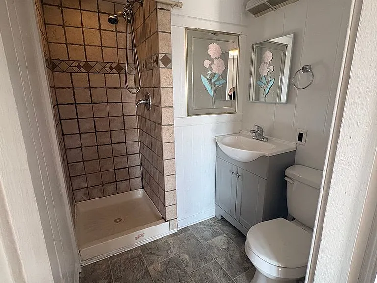 728 S Pershing Ave #3 — Photo 8