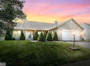 1240 Saddleback Rd, York, PA 17408